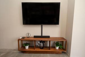 Cozy Americana Condo GDL