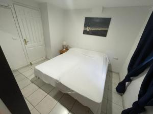 Private homely Villa in lEscala