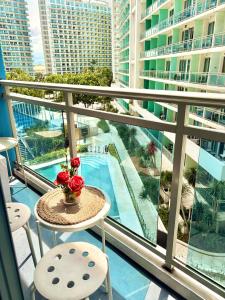 Grand Caliya Staycation by Azure - Affordable 1BR Near NAIA