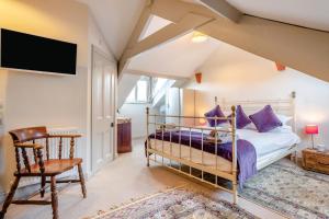 4 Bed in Whitby oc-w919