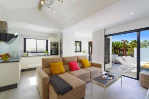 Villa Malva by Villa Plus