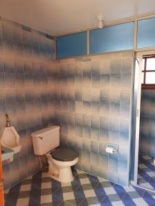 Very cute and spacious complete house with a fireplace!