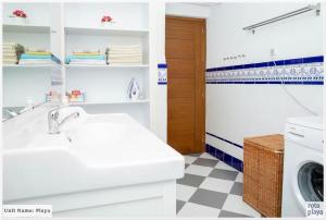 Family Friendly 2BDR Unit in Rota - Playa