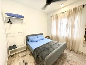 Puncak Alam 3R2B WIFI Corner Lot Casa Perdana Homestay