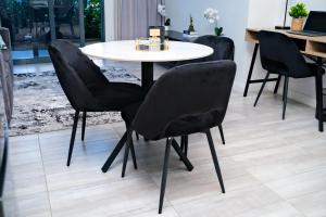 The Capital Trilogy Menlyn Maine 1 Bedroom