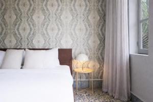 AmazINN Places Rooftop and Jacuzzi VIII