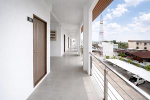 ไทยแลนด์ เพลส โฮเทล หนองบัวลำภู Thailand Place Hotel Nong Bua Lam Phu