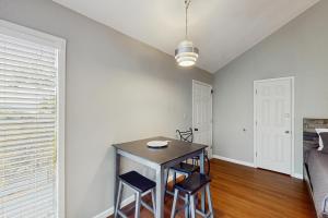 Osage Beach King’s Escape-Unit C