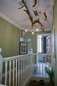 1-Bed Apartment Sleeps 4 Near Altrincham Centre