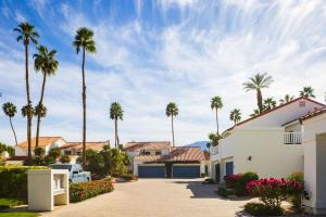 Desert Golf Retreat with Mountain Views Pool