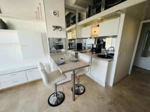 Studio mezzanine 2 couchages CAP DAGDE NATURISME CN010-593