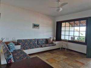 Casa pé na areia em Búzios com vista espetacular!