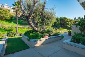 Luxury Hilltop Villa with Pool Stunning View