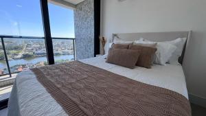 Loft Novo, Luxo, com vista excepcional de Torres!!