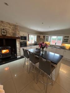 The Verve Lodge - 4 bed home in Mountcharles