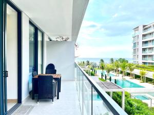 Exclusive Apartment - Endless Ocean Views
