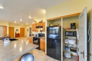 Spacious Home 10 Minutes to Ten Sleep Canyon!