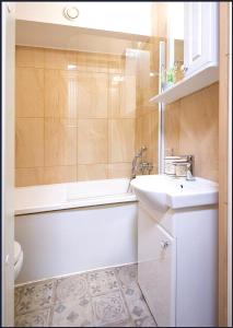 Cozy 2-Bedroom Apartment Next to Viru Centre