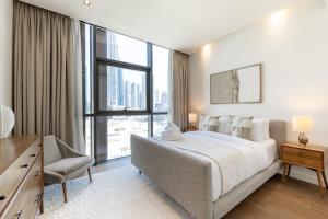 Airstay - Luxury 3BR plus Guest Room - Steps from CocaCola Arena - Monthly Offer Available!