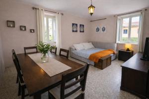 Holiday Home, Dimora del tempo-a 6 minuti dalle sorgenti di Fara San Martino, 5 rooms - 9 ospiti, parcheggio- terrazzo- giardino