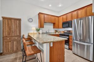 CLR112 Modern 1BD La Quinta Gem Walk to Old Town