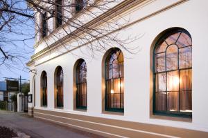 Provenance Accommodation