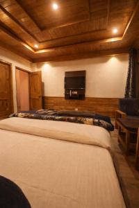 Heavenly Peaks - Hilltop Homestay