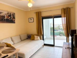 Beach, terrace w sea&pool views 1BDR