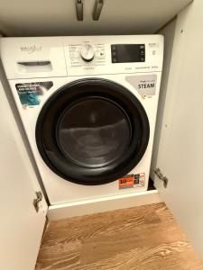 City Center Jacuzzi Lux 2master BD apartment