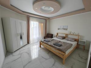 Modern Cozy Apartment in Prime Location