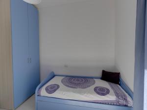 Sea view with air conditioning and garden img17