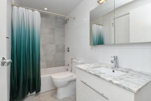 Chic 1 Bedroom Apartment in Midtown Manhattan