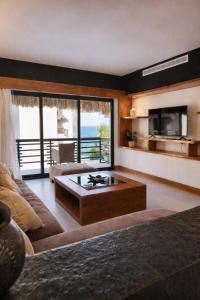 Iconic Private Pool at Aldea Thai