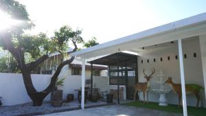 16 Pax HJ Private Pool HomeStay Ipoh