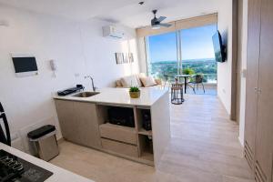 Apartamento Nuevo Con Vista al Mar Bello Horizonte