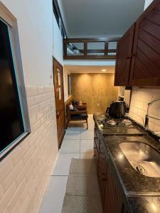 01 Kitnet próximo da praia com ar-condicionado