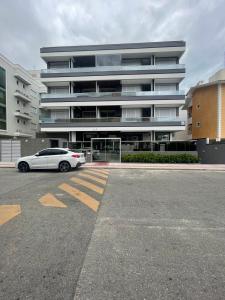 Arpoador Praia de Palmas Building - 250 meters from the beach