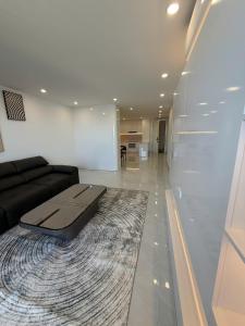 Căn hộ chung cư 3 phòng ngủ 2 Wc phố Lò Đúc, Hà Nội