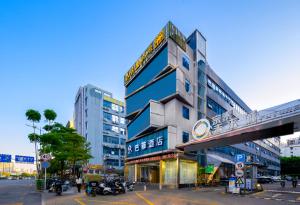 Buffle Hotel Shenzhen Xixiang Bihaiwan Metro Station Branch