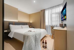 Buffle Hotel Shenzhen Xixiang Bihaiwan Metro Station Branch