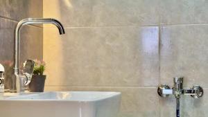 Garden View & Abdeen Palace 2BR & 2 Bathrooms - Downtown Cairo