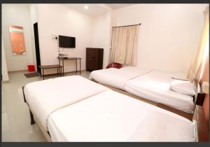 Hotel Gomatgiri