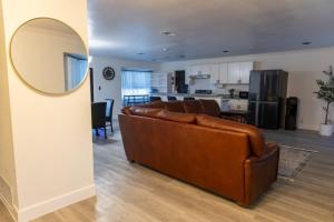 3BR Home with Patio and Grill Sleeps 6 Comfortably