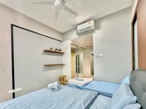Spacious 2BR Mid Valley Southkey 5-6 Pax Near CIQ