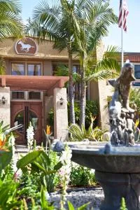 Winners Circle Resort - Del Mar Heights