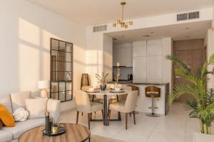 Stylish 3 Bedroom in District One with Balcony and Parking