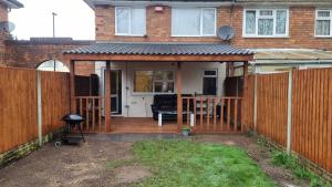 Jerrys lane 3 bed house free parking free wifi
