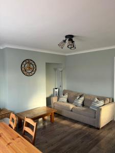 Jerrys lane 3 bed house free parking free wifi