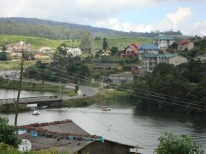 Gregory Lake Inn