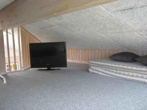 Super Nice Holiday Home With Whirlpool